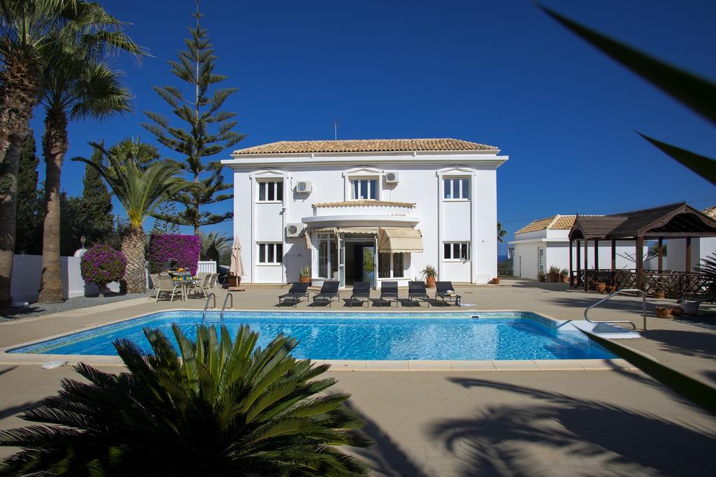 Villa Georgia Pernera Exteriér fotografie